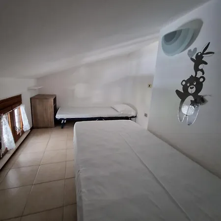 Mareconero Sassi Neri Apartment Marcelli